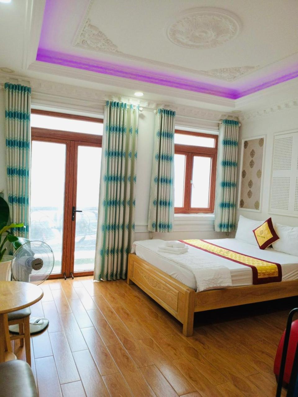 Amor Hotel Hotel 2*